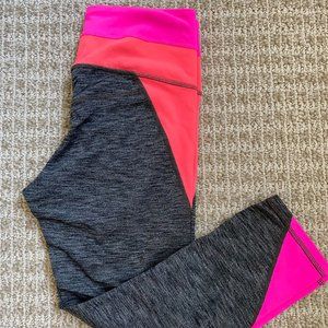 Athleta Chatarunga Colorblocked Capri Cropped Leggings Style 212399